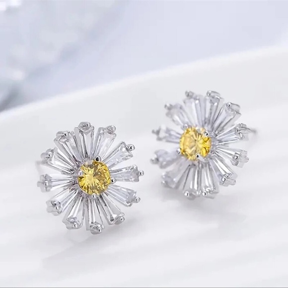🎁 Swarovski Crystals Yellow & Silver Flower Earrings The Pissla - Picture 4 of 5